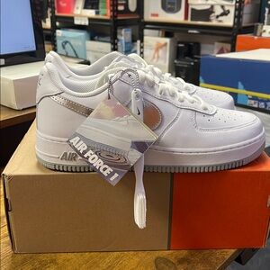 Nike men’s Classic White Sneakers